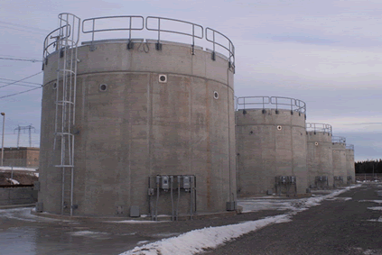 image: Silos de déchets de retubage de Point Lepreau