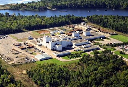 Vue aérienne de la raffinerie d'uranium de Cameco à Blind River