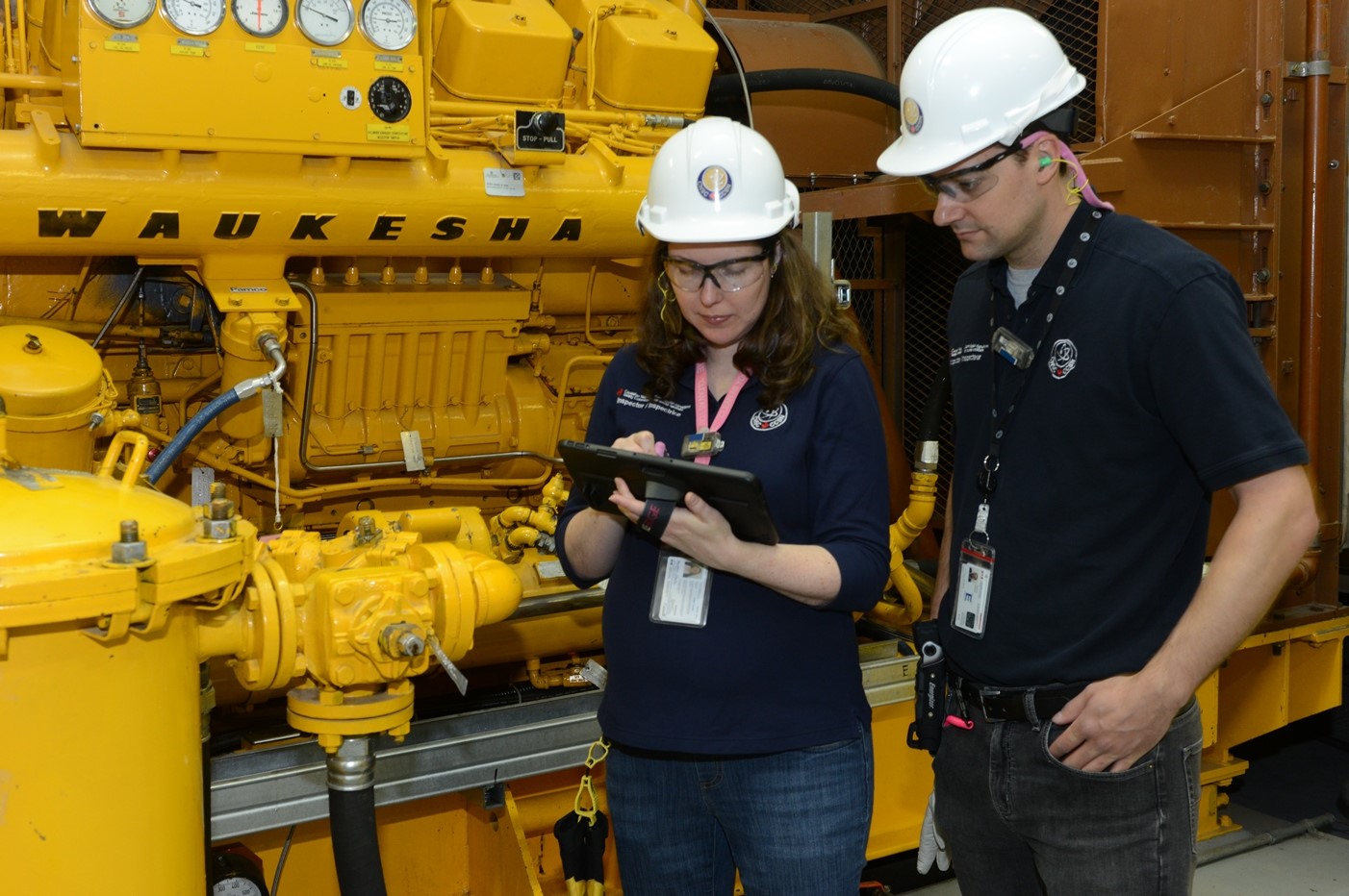 Figure 1 : Inspection réalisée par du personnel de la CCSN dans une centrale nucléaire