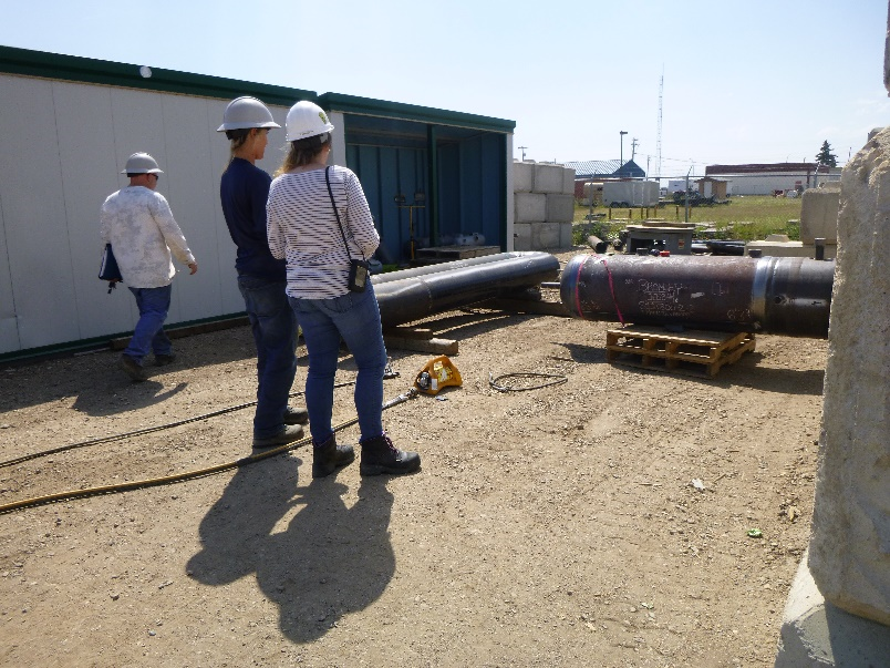 CNSC inspector observing an EDO set up for industrial radiography