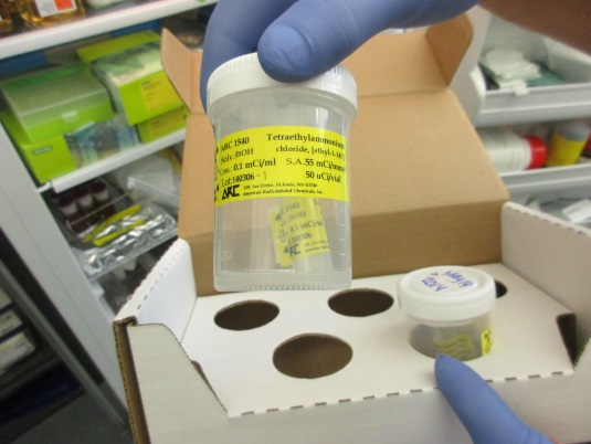 Figure 39: Unsealed nuclear substance used in research laboratory (Source: CNSC)