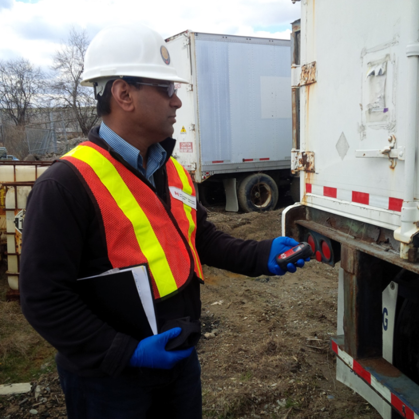 CNSC inspector conducting an inspection of a waste nuclear substance licensee