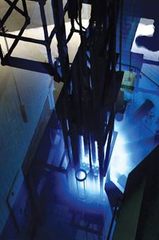 Image of McMaster Nuclear Research Reactor pool