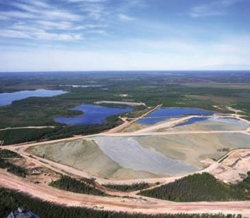 Image de la zone de gestion des résidus de Cluff Lake pendant son exploitation