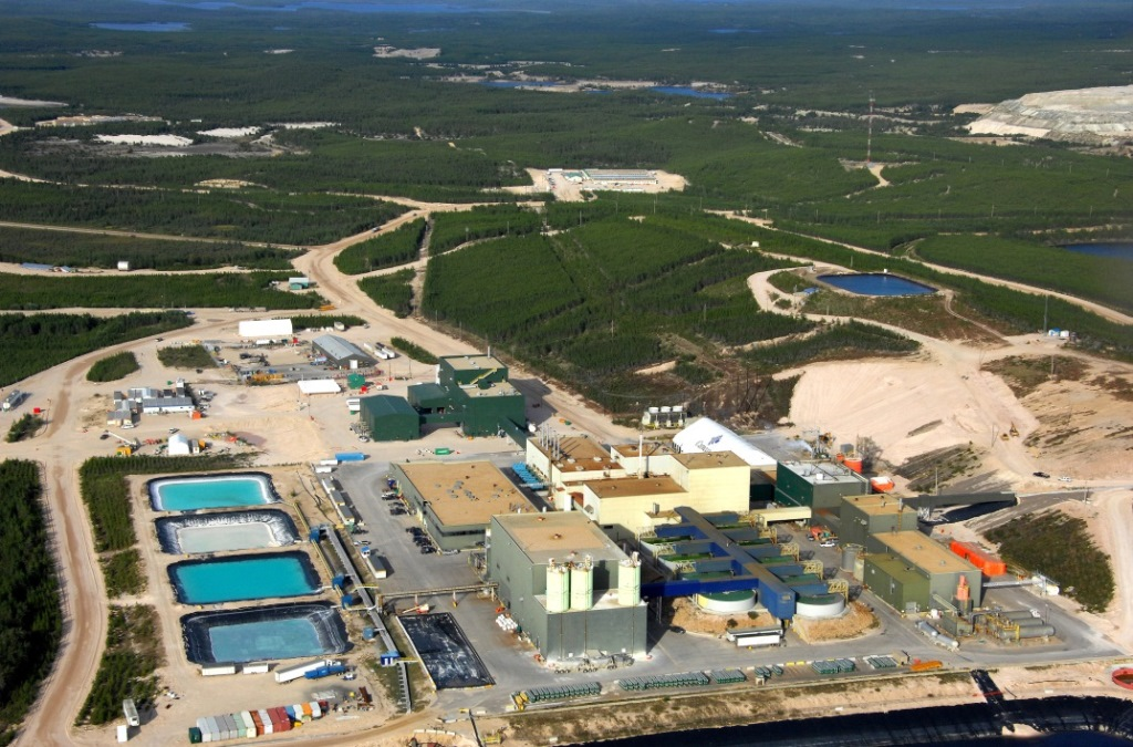 Figure 6-1: Ore slurry being transported to the Key lake Operaiton's mill - Source: Cameco.

This photograph shows ore slurry being transported in special containers to the Key Lake Operation's mill for processing.