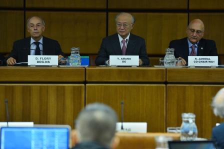 Ramzi Jammal (right) at 59th General Conference of the IAEA held in September 2015